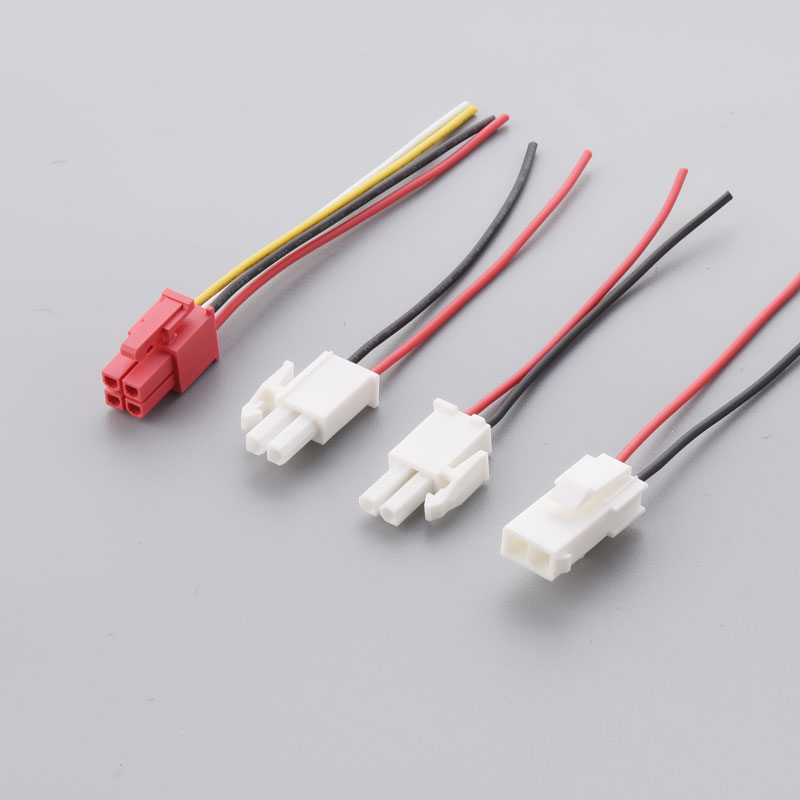 Hurtownia mikro-fit molex 4.2 Podwójny mężczyzna 469920420 Lżejsze złącze Consumer Electronic Wiązka wiązka wiązki elektronicznej 4,2 mm Wykonanie